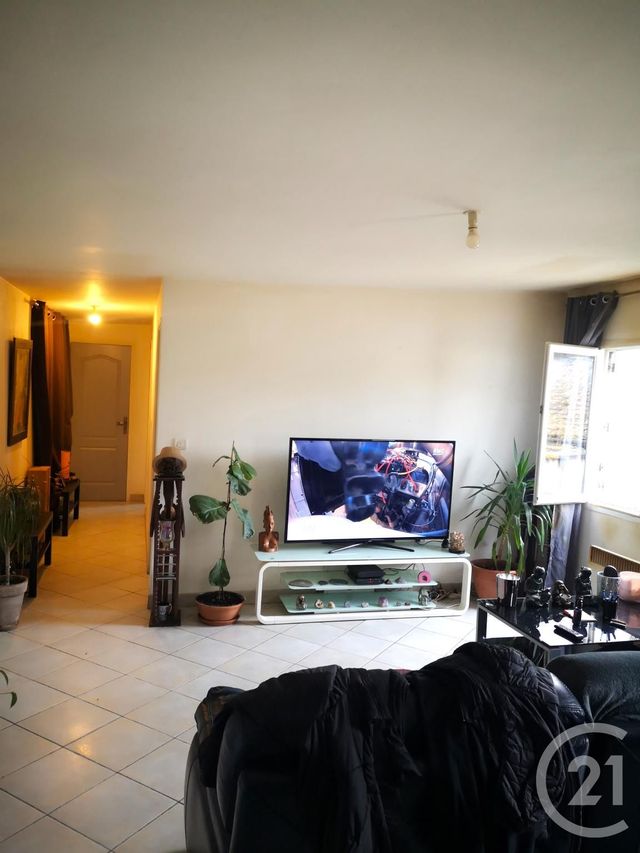 Appartement T3 à vendre - 3 pièces - 54.6 m2 - LANGON - 33 - AQUITAINE - Century 21 Lgi Immo