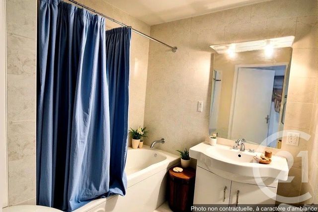 Appartement à vendre - 3 pièces - 53.0 m2 - LA REOLE - 33 - AQUITAINE - Century 21 Lgi Immo