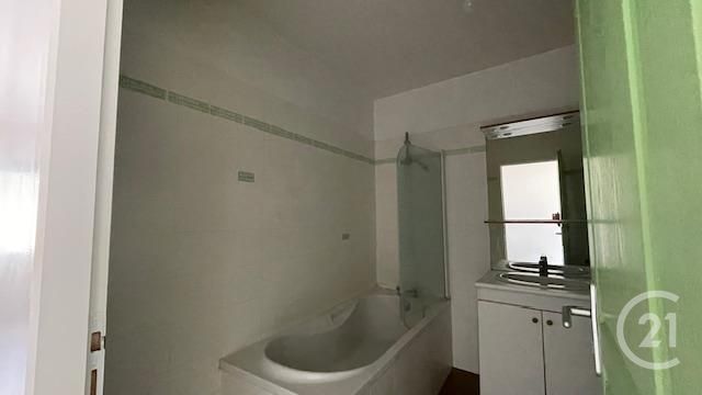 Afficher la photo en grand maison à vendre - 3 pièces - 79.46 m2 - LA REOLE - 33 - AQUITAINE - Century 21 Lgi Immo