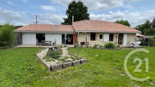 maison à vendre - 6 pièces - 221.95 m2 - SAUVIAC - 33 - AQUITAINE - Century 21 Lgi Immo