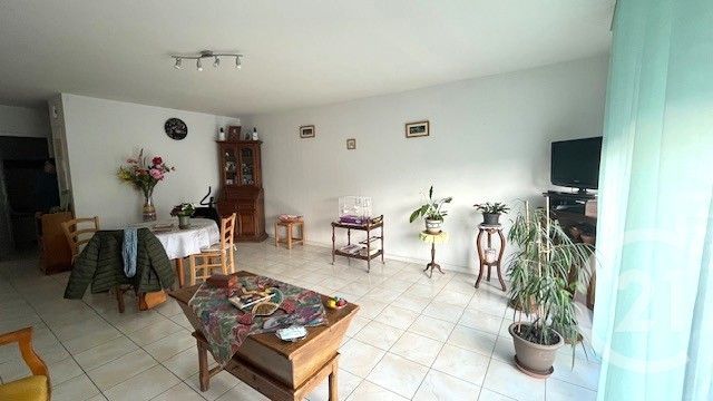 Appartement F3 à vendre - 3 pièces - 71.17 m2 - BAZAS - 33 - AQUITAINE - Century 21 Lgi Immo