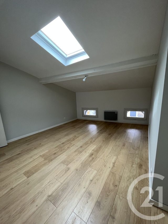 Afficher la photo en grand Appartement T4 à louer - 5 pièces - 78.97 m2 - LANGON - 33 - AQUITAINE - Century 21 Lgi Immo