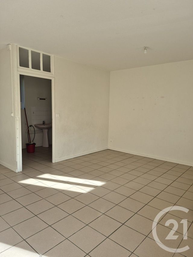 Appartement T1 à louer - 1 pièce - 32.34 m2 - LANGON - 33 - AQUITAINE - Century 21 Lgi Immo