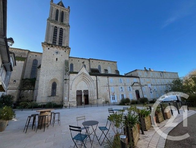 Appartement T2 à louer - 2 pièces - 42.6 m2 - LA REOLE - 33 - AQUITAINE - Century 21 Lgi Immo