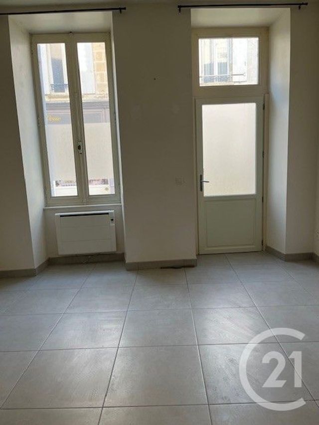 Appartement T2 à louer - 2 pièces - 42.6 m2 - LA REOLE - 33 - AQUITAINE - Century 21 Lgi Immo