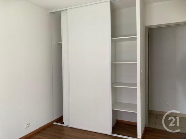 Appartement F3 à louer - 3 pièces - 60.97 m2 - GIRONDE SUR DROPT - 33 - AQUITAINE - Century 21 Lgi Immo