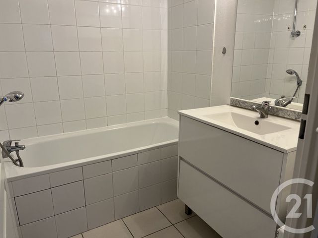 Appartement T3 à louer - 3 pièces - 60.34 m2 - TOULENNE - 33 - AQUITAINE - Century 21 Lgi Immo