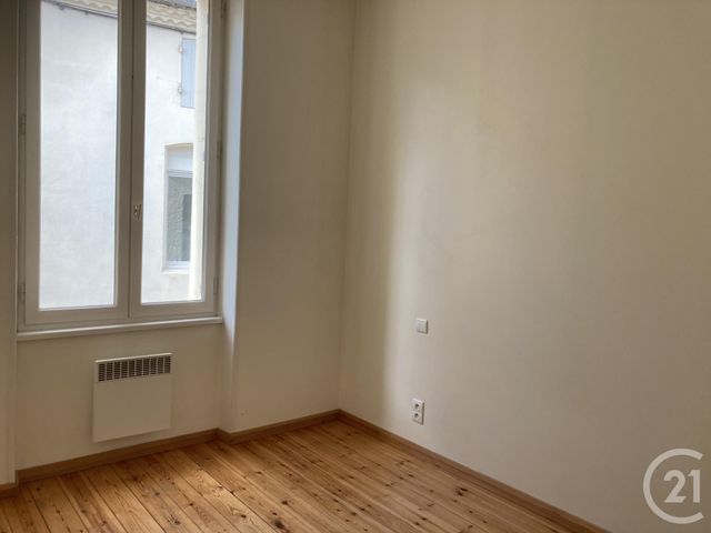 Appartement T4 à louer - 4 pièces - 72.56 m2 - LANGON - 33 - AQUITAINE - Century 21 Lgi Immo