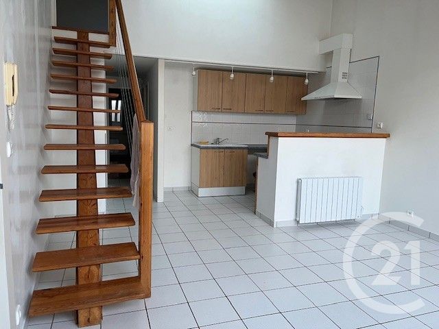 Appartement T4 à louer - 4 pièces - 72.56 m2 - LANGON - 33 - AQUITAINE - Century 21 Lgi Immo