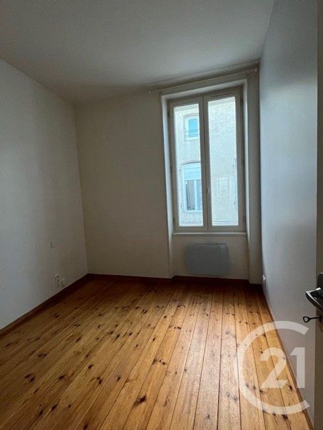Appartement T4 à louer - 4 pièces - 72.56 m2 - LANGON - 33 - AQUITAINE - Century 21 Lgi Immo