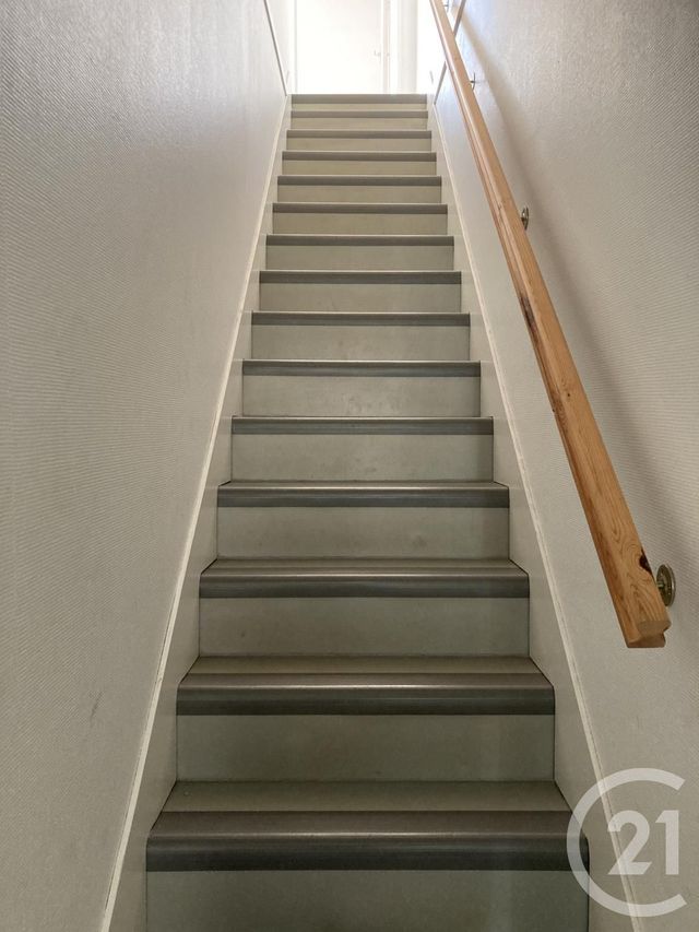 Appartement T4 à louer - 4 pièces - 72.56 m2 - LANGON - 33 - AQUITAINE - Century 21 Lgi Immo