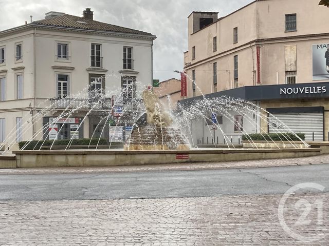 Appartement T4 à louer - 4 pièces - 72.56 m2 - LANGON - 33 - AQUITAINE - Century 21 Lgi Immo