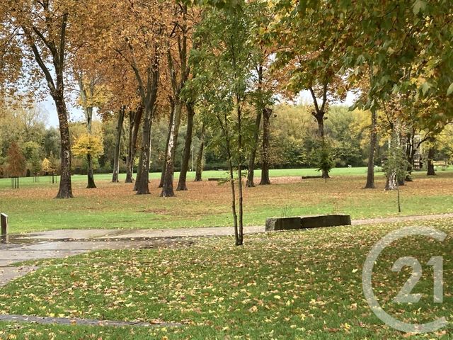 Appartement T4 à louer - 4 pièces - 72.56 m2 - LANGON - 33 - AQUITAINE - Century 21 Lgi Immo