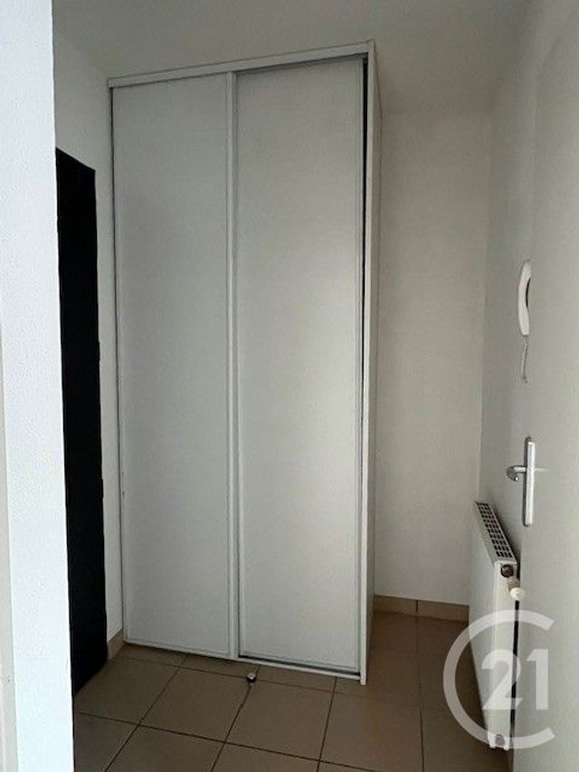 Appartement à louer - 2 pièces - 42.13 m2 - GIRONDE SUR DROPT - 33 - AQUITAINE - Century 21 Lgi Immo