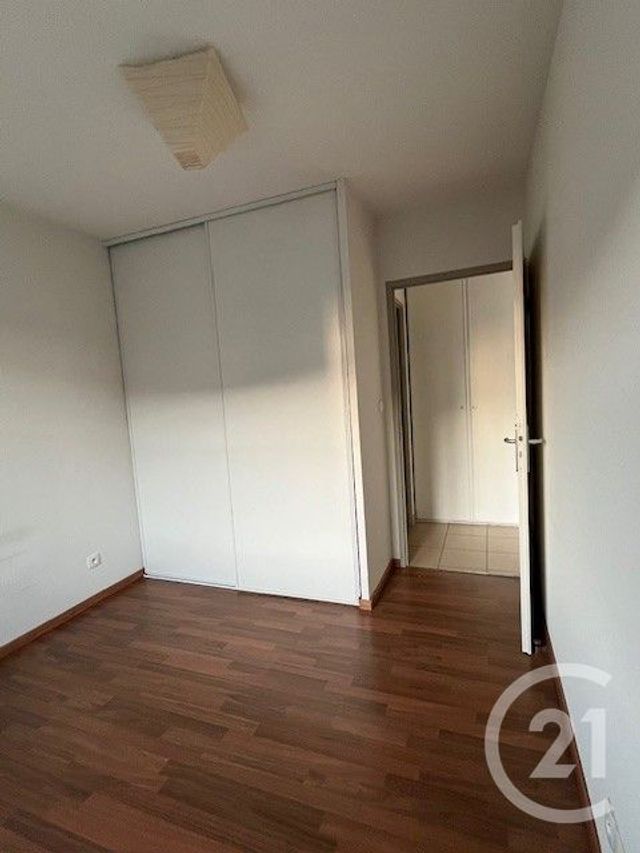 Appartement à louer - 2 pièces - 42.13 m2 - GIRONDE SUR DROPT - 33 - AQUITAINE - Century 21 Lgi Immo