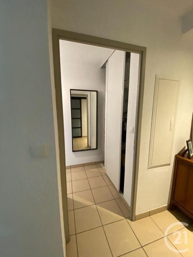 Appartement T3 à louer - 3 pièces - 64.28 m2 - GIRONDE SUR DROPT - 33 - AQUITAINE - Century 21 Lgi Immo