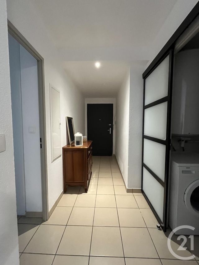 Appartement T3 à louer - 3 pièces - 64.28 m2 - GIRONDE SUR DROPT - 33 - AQUITAINE - Century 21 Lgi Immo