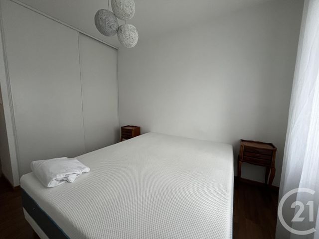 Appartement T3 à louer - 3 pièces - 64.28 m2 - GIRONDE SUR DROPT - 33 - AQUITAINE - Century 21 Lgi Immo