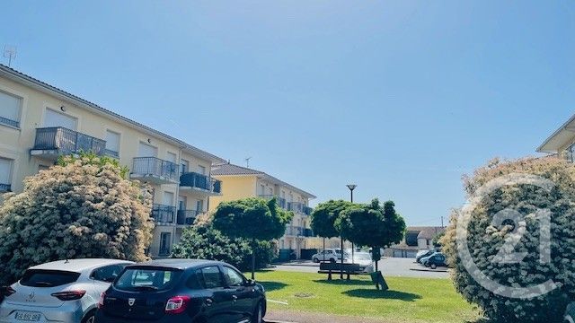 Appartement à vendre - 2 pièces - 41.68 m2 - GIRONDE SUR DROPT - 33 - AQUITAINE - Century 21 Lgi Immo