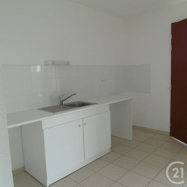 Appartement F2 à louer - 2 pièces - 41.36 m2 - GRIGNOLS - 33 - AQUITAINE - Century 21 Lgi Immo