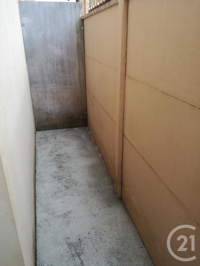 Appartement F3 à louer - 3 pièces - 69.13 m2 - CAPTIEUX - 33 - AQUITAINE - Century 21 Lgi Immo