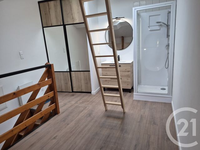 Appartement T1 à louer - 2 pièces - 26.0 m2 - LA REOLE - 33 - AQUITAINE - Century 21 Lgi Immo