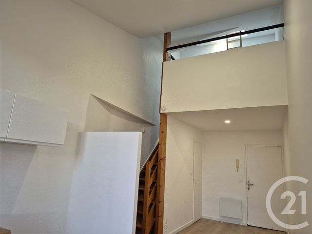 Appartement T1 à louer - 2 pièces - 26.0 m2 - LA REOLE - 33 - AQUITAINE - Century 21 Lgi Immo