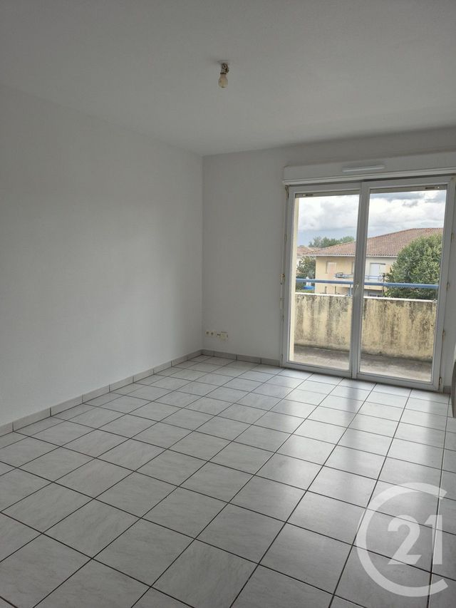 Appartement à louer - 3 pièces - 50.18 m2 - LANGON - 33 - AQUITAINE - Century 21 Lgi Immo
