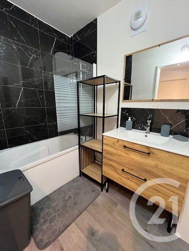 Appartement T2 à louer - 2 pièces - 43.5 m2 - CENON - 33 - AQUITAINE - Century 21 Lgi Immo