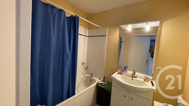 Appartement à vendre - 3 pièces - 53.0 m2 - LA REOLE - 33 - AQUITAINE - Century 21 Lgi Immo