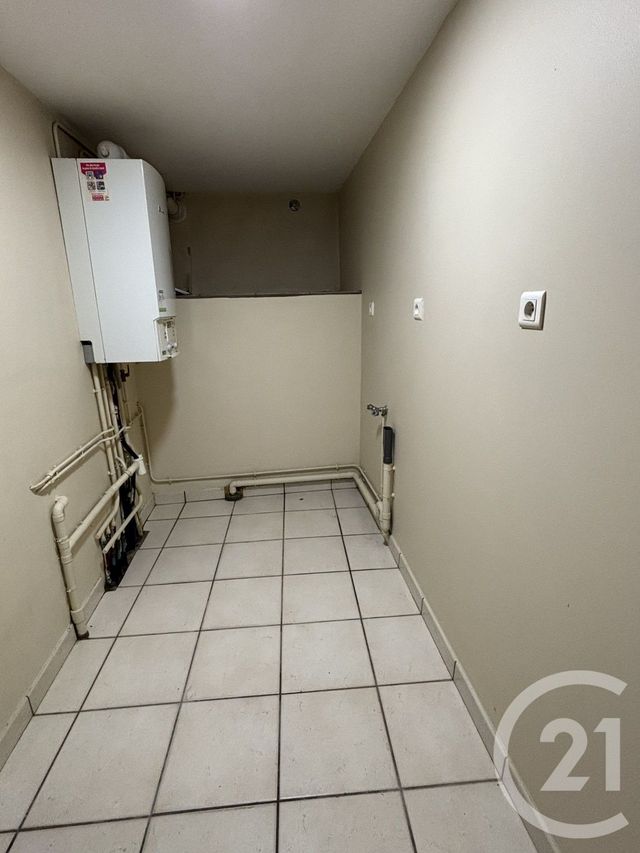 maison à louer - 4 pièces - 107.61 m2 - LA REOLE - 33 - AQUITAINE - Century 21 Lgi Immo