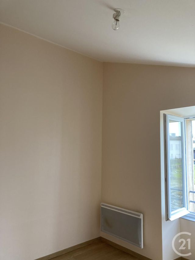 maison à louer - 4 pièces - 106.89 m2 - ST MARTIAL - 33 - AQUITAINE - Century 21 Lgi Immo