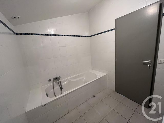 maison à louer - 4 pièces - 106.89 m2 - ST MARTIAL - 33 - AQUITAINE - Century 21 Lgi Immo