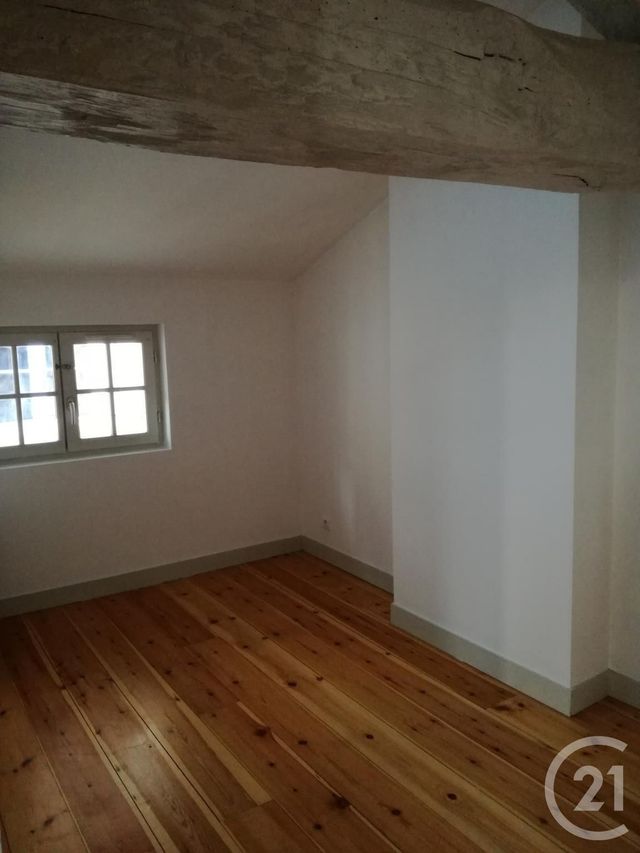 Appartement F1 à louer - 3 pièces - 57.15 m2 - BAZAS - 33 - AQUITAINE - Century 21 Lgi Immo