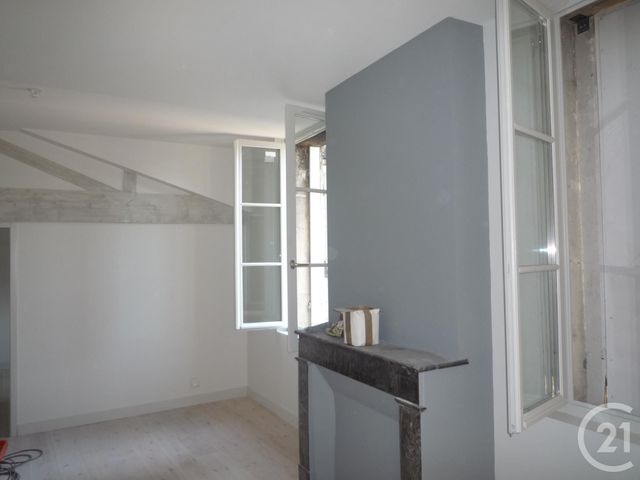 Appartement F1 à louer - 3 pièces - 57.15 m2 - BAZAS - 33 - AQUITAINE - Century 21 Lgi Immo