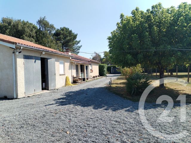 maison à vendre - 5 pièces - 115.0 m2 - CASTETS ET CASTILLON - 33 - AQUITAINE - Century 21 Lgi Immo