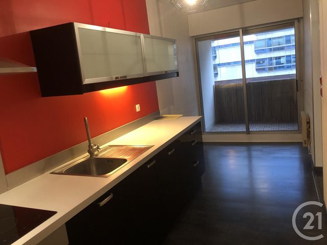 Appartement F3 à louer - 3 pièces - 75.02 m2 - BORDEAUX - 33 - AQUITAINE - Century 21 Lgi Immo