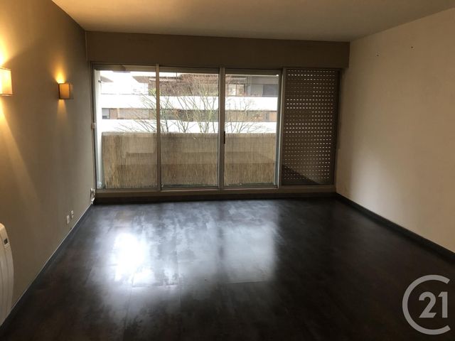 Appartement F3 à louer - 3 pièces - 75.02 m2 - BORDEAUX - 33 - AQUITAINE - Century 21 Lgi Immo