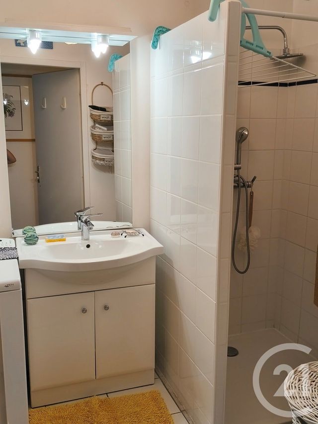 Appartement à vendre - 3 pièces - 55.68 m2 - LA REOLE - 33 - AQUITAINE - Century 21 Lgi Immo
