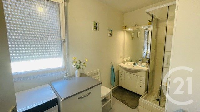 Appartement F2 à vendre - 2 pièces - 47.98 m2 - LANGON - 33 - AQUITAINE - Century 21 Lgi Immo