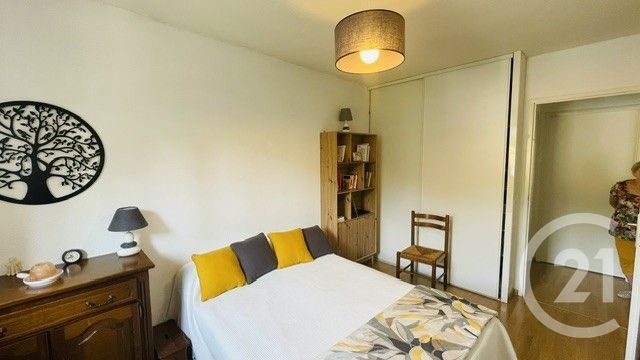 Appartement F2 à vendre - 2 pièces - 47.98 m2 - LANGON - 33 - AQUITAINE - Century 21 Lgi Immo