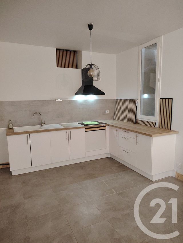 maison à louer - 3 pièces - 66.0 m2 - PREIGNAC - 33 - AQUITAINE - Century 21 Lgi Immo