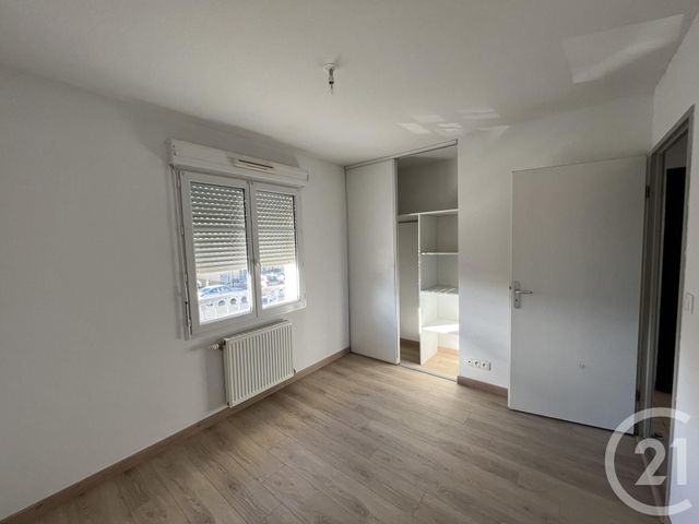 Appartement T2 à louer - 2 pièces - 41.51 m2 - GIRONDE SUR DROPT - 33 - AQUITAINE - Century 21 Lgi Immo