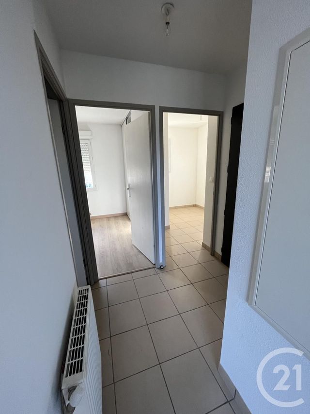 Appartement T2 à louer - 2 pièces - 41.51 m2 - GIRONDE SUR DROPT - 33 - AQUITAINE - Century 21 Lgi Immo