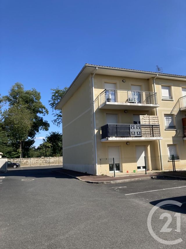 Appartement F3 à louer - 3 pièces - 64.06 m2 - GIRONDE SUR DROPT - 33 - AQUITAINE - Century 21 Lgi Immo