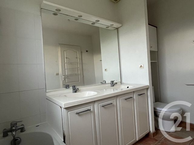 maison à louer - 5 pièces - 113.34 m2 - LE PIAN SUR GARONNE - 33 - AQUITAINE - Century 21 Lgi Immo
