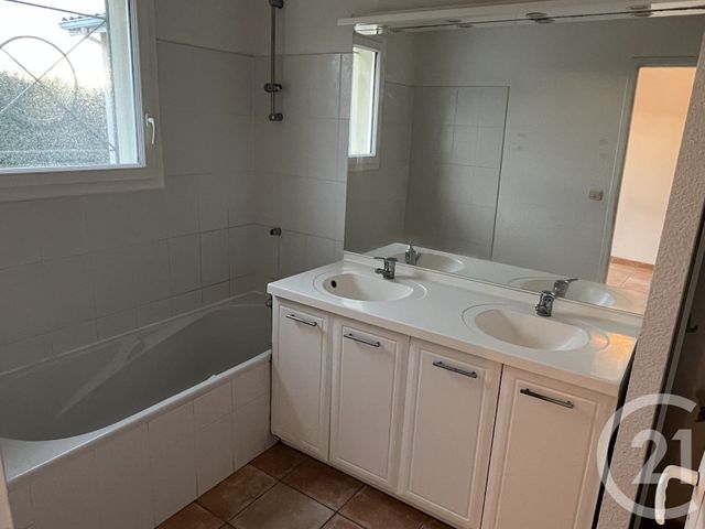 maison à louer - 5 pièces - 113.34 m2 - LE PIAN SUR GARONNE - 33 - AQUITAINE - Century 21 Lgi Immo