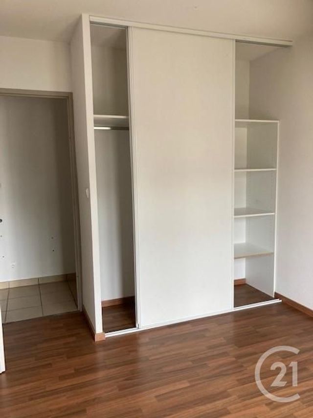 Appartement T3 à louer - 3 pièces - 59.95 m2 - GIRONDE SUR DROPT - 33 - AQUITAINE - Century 21 Lgi Immo
