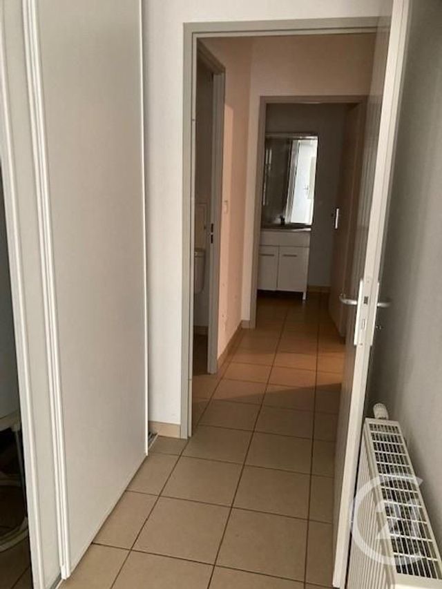 Appartement T3 à louer - 3 pièces - 59.95 m2 - GIRONDE SUR DROPT - 33 - AQUITAINE - Century 21 Lgi Immo