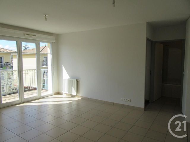 Appartement T2 à louer - 2 pièces - 38.86 m2 - GIRONDE SUR DROPT - 33 - AQUITAINE - Century 21 Lgi Immo
